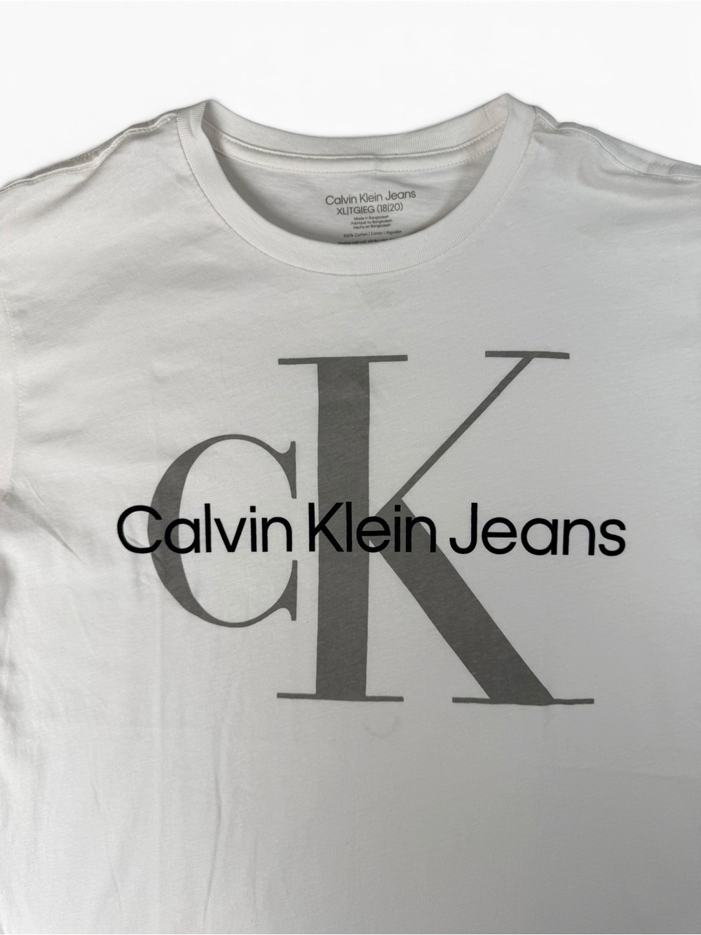 Calvin Klein Jeans Men’s XL White CK Logo Graphic T-Shirt 100% Cotton